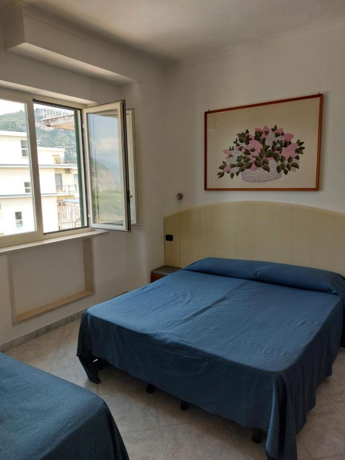 Hotel Klein Wien Πιάνο ντι Σορέντο Εξωτερικό φωτογραφία