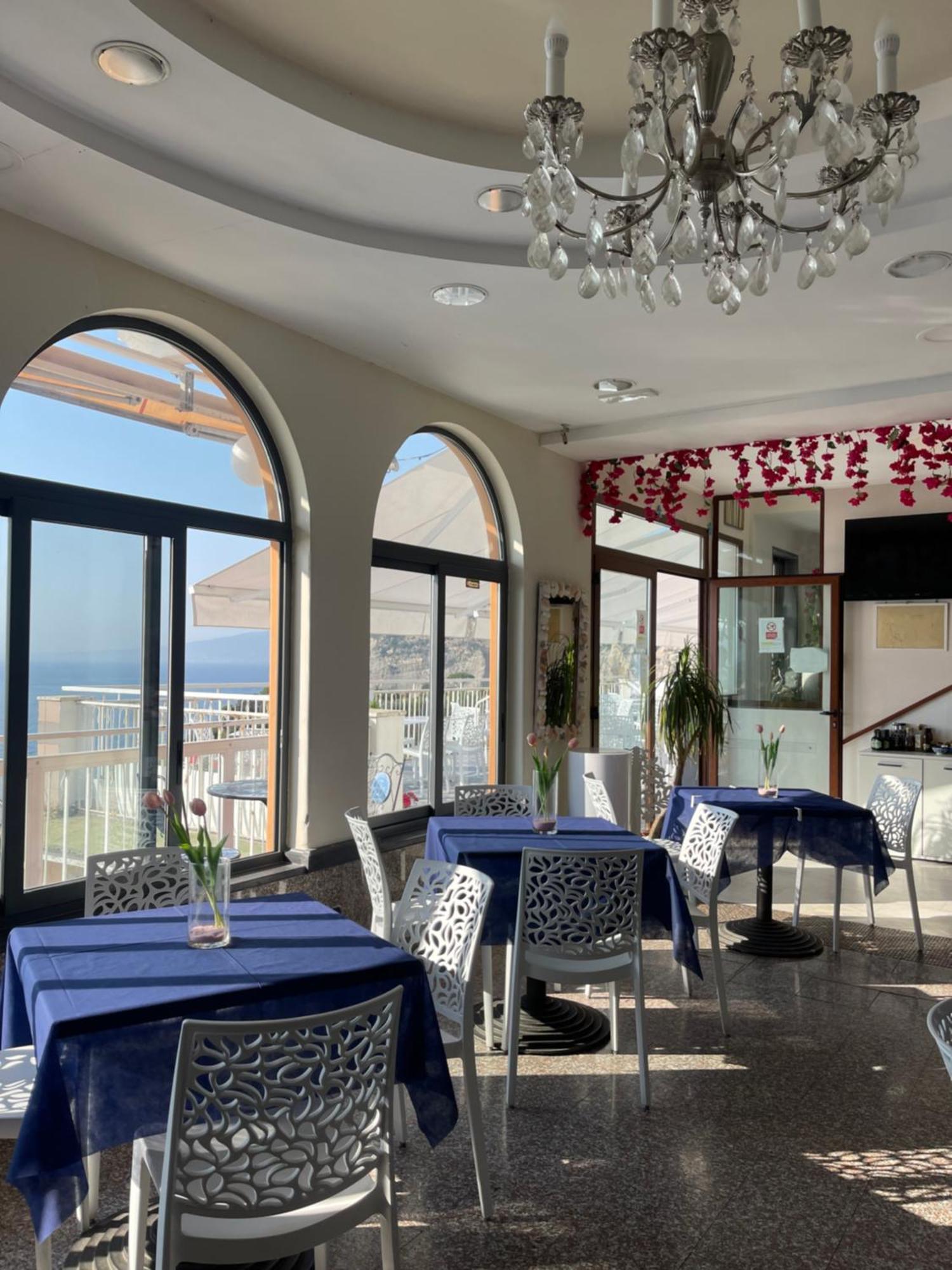 Hotel Klein Wien Πιάνο ντι Σορέντο Εξωτερικό φωτογραφία