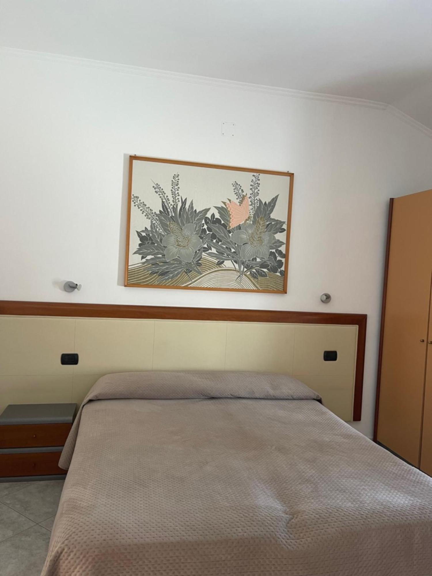 Hotel Klein Wien Πιάνο ντι Σορέντο Εξωτερικό φωτογραφία